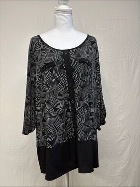 Susan Lawrence Black & White Dot-Print Tunic Top